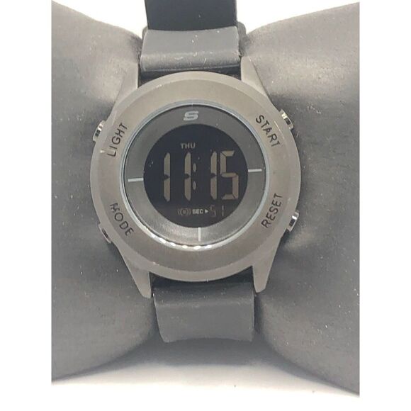 Skechers SR6126 Unisex Black Resin Digital Black Dial Quartz Wrist Watch OP313 - Picture 1 of 9